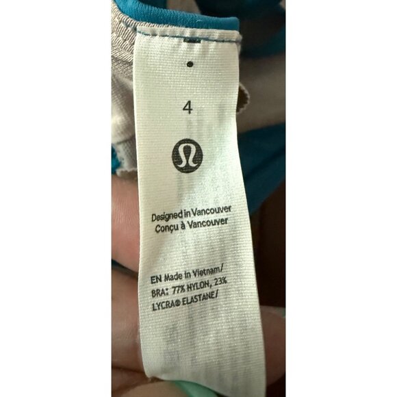 Lululemon Energy High Neck Longline Zip Bra Sz 4 Hawaiian Blue NWT Discontinued - Picture 4 of 16